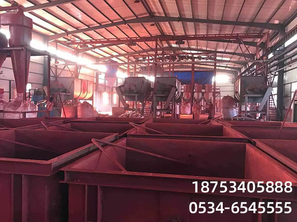 ��ɫ�r��������ϣ�ɫ��